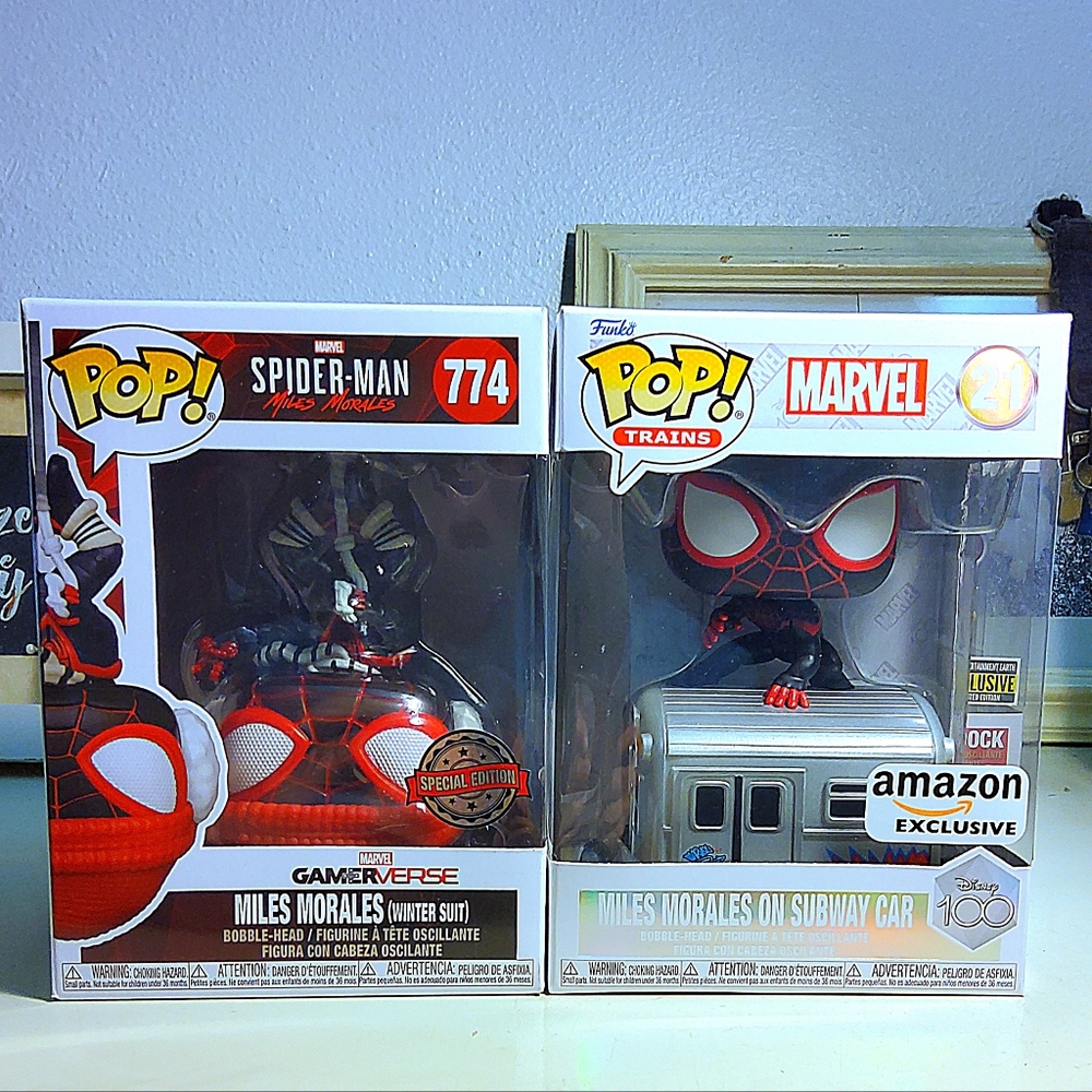 Funko Pop #774 Miles Morales Winter Suit Excl #21 Miles on Subway Train w Cases - Picture 2 of 13